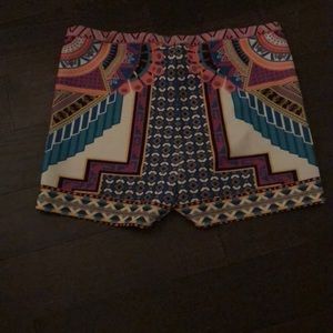 Short printed shorts - spandex fit